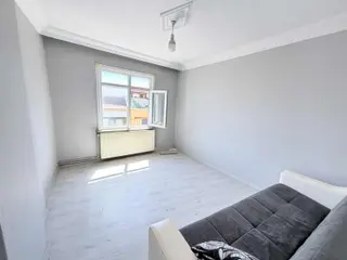 Sefaköy İnönü Mahallesi Kiralık 2 + 1