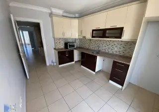 Küçükçiğli De Geniş 2 Banyolu Deniz Manzaralı 3+1 Kiralık Daire