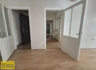 Bahçelievler Siyavuşpaşa'da Kiralık 2+1 2 Kat Daire