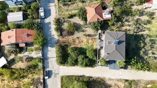 Kemalpaşa Yukarıkızılca Satılık 298 M2 Viila İmarlı Arsa Köşe