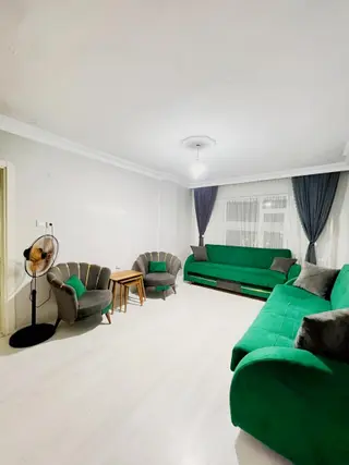 Bagcilar Cinar Mahallesinde Satılık 2+1 Daire