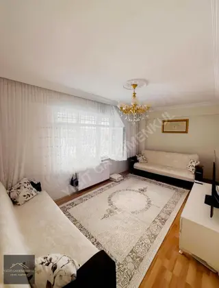 Bağcılar Güneşlide Caddeye 100 Metre Yüksek Giriş 2+1 Balkonlu
