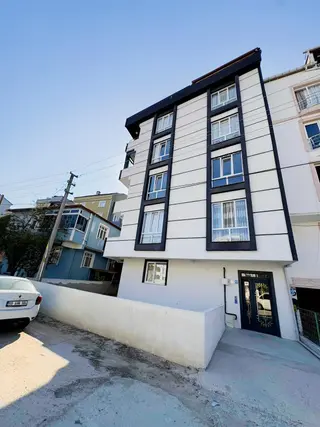 Onaydan Kapaklı Vatan Mahallesinde Satılık 3+1 Daire
