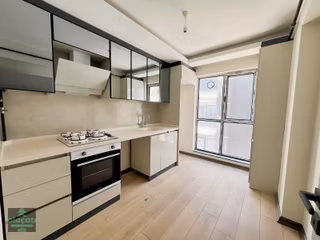 İncek Taşpınar'da Kiralık Bağımsız Mutfak 4+1 !!