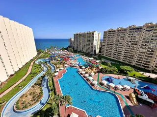 Win'den Liparis 5'de Deniz Manzaralı Full Eşyalı Geniş 2+1 Daire