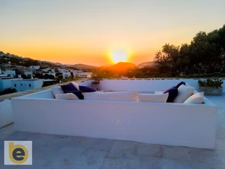 Gümüşlük'te Ödüllü Sitede, Enfes Gün Batımı Manzaralı 3+1 Villa