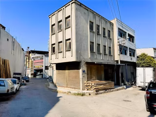 Sanayi'de Köşe Başı Satılık Komple Bina