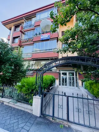 Çankaya Mustafa Kemal Mahallesin'de Seçkın 4+1 -3 Cepheli Daire