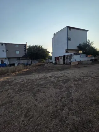 Haydar Emlaktan Dereağzında 2 Parsel Önlü Arkalı 130 M2 Villa Arsası