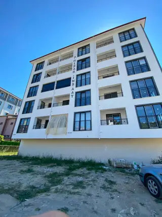 ​ Cide Kasaba Mahallesi’nde Sıfır Satılık 1+1 Dare!