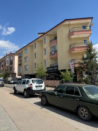 Keçiören Kanuni Mahallesi'nde Satılık 3+1 Daire, Net 120m²