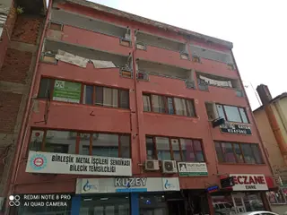 Beyaz Gayrimenkulden Merkez Sinema Pasajında Ofis