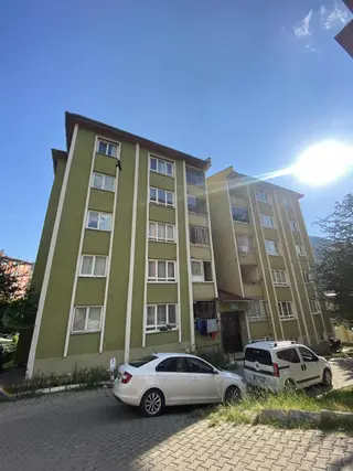 2y Duman Emlak'tan Bağlarbaşı Toki'de 3+1 Kiralık Daire