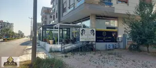 Çiftlik Caddesi Köşe Başı İçinde Kiracılı Dükkan Satılık 80 M2