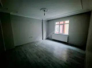 Merkezi Konumda Memura Kiralık Daire