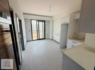 Konseptpark Sitesinde Sıfır 1+1 Balkonlu D.gazlı Satılık Daire - 1