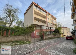 Yeditepe Üni. 200m Fenerbahçe Blokları'nda Kiralık Daire