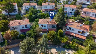 Foça Mercankent Sitesi'nde Satılık 2+1 Fırsat Villa