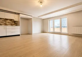 Marmara Park Avm Arkası Metrobüse Yakın Site İçi 2+1 Satılık