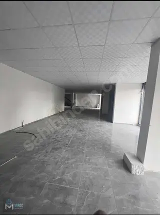 Hasankeyf Yolunda Kiralık 400 M2 Dükkan