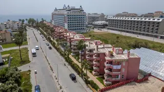 Alanya Payallar'da Kiralık 2+1 Denize Sıfır Site İçinde Daire