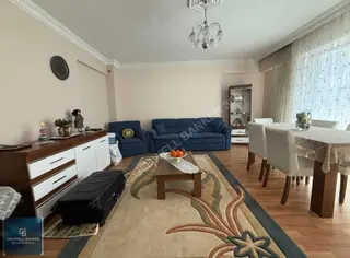 Şirinyer 30 Ağustos Ortaokulu Yakını Satılık Geniş 3+1 Daire