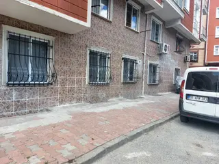 Gaziosmanpaşa Küçükköy Yeni Mah Geleri Cadesi De Acıl Satılık Ters Dubleks 4+2 180 M2