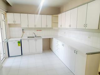 Çorlu Muhittin Mahallesinde 4+1 / 180m2 Ara Kat Kiralık Daire