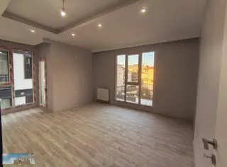Barış'tan K.otoparklı Asansörlü 2+1lüx Daire Cennet Metrobüs 2dk