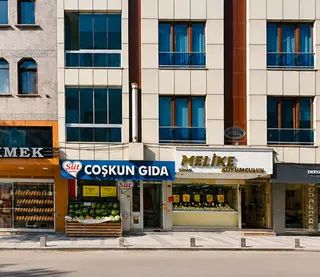 Bahçelievler'de Yeni Binada Devren Kiralık Dükkan