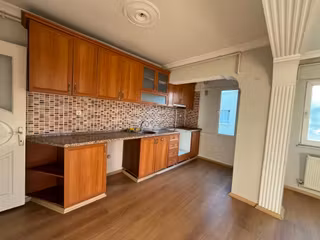 Dere Mahallesi Kiralık Daire 3+1 120m2 M2 5 Katlının 5 Katı Özelikli Petek Kombili Balkonlu Açık Mut