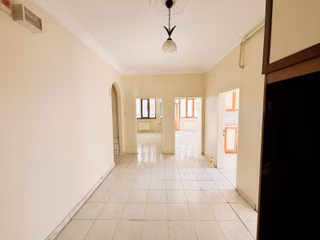 Gaziler Çeşme Durağı Cıvarı Acil Satılık 3+1 Arakat Daire