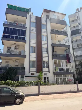 Konyaaltı Liman Mah. | Ayrı Mutfaklı 2+1 | Açık Otoparklı | 2. Kat