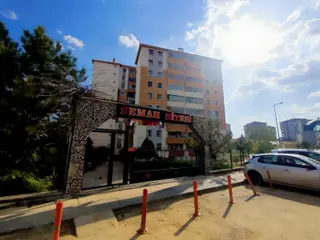 Batıkent Turgut Özal 3+1 Satılık Site İçi Daire