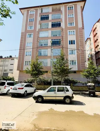 İtuncaydan Çarşı Merkezde Satılık 3+1 Daire
