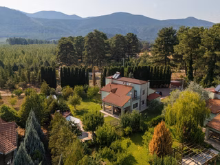 Antalya'ya 30 Km | 1.323 M² Arsa İçinde Müstakil 5+1 Lüks Villa