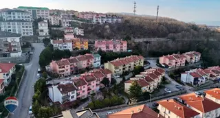 Remax Mavi-şelale Park Yanı Atso Villarında 6+2 Bahçe Tripleksi