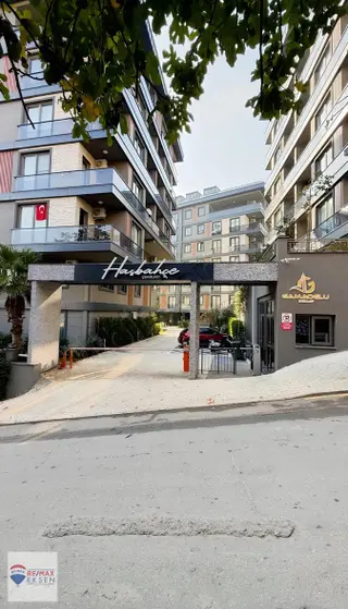 Çengelköy Hasbahçe De Kiralık 3+1 Daire Havuz Otopark