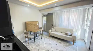 Paü'ye Yürüme Mesafesinde Sıfır Eşyalı Ara Kat Balkonlu Apart