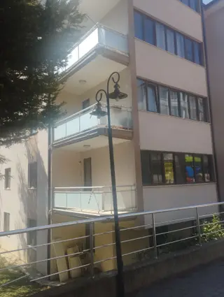 Yeni Mahalle'de Site İçinde 3+1 145 M2 1.kat Asansörlü Satılık Daire