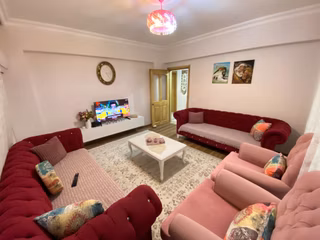 Mevlana Caddesi Yakını Arakat Masrafsız Daire