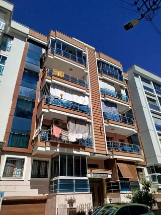 Şemikler Meydan Ve Ordu Cad. Yakını Boya-badanalı 2+1