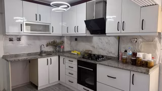 Aydın Efeler Cumhuriyet Mah. Merkezi Konumda 2+1 Kiralık Daire