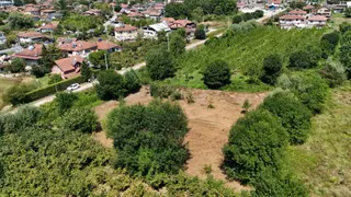 Düzce İhsaniye E5'e 300m Yatırımlık 2.129 M² İmar Planında Arsa.