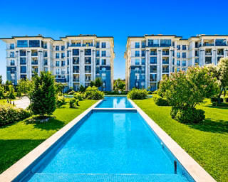 Bölgenin Gözde Sitesinde 200 M² Net, Manzaralı 4+1 Daire