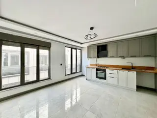 ꧁ay Emlaktan꧂akçay'da Muhteşem Konumlu Asansörlü Çift Banyolu Satılık 2+1 Şık Tasarım Dubleks Daire