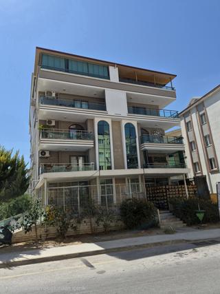 Cadde Cepheli 3+1 Ayrı Mutfak Asansörlü Dubleks Daire