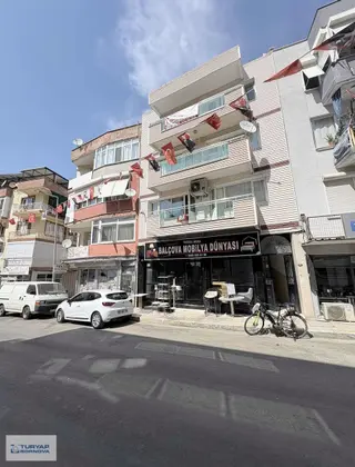 Balçova Fevzi Çakmak Mah. Kiralık 3+1 Daire - Tam Tadilatlı