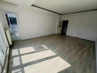 Yağmur Emlaktan Ara Kat Güney Cephe Cam Balkonlu 3+1 Daire