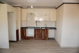 Çiğli Merkezde Kiralık Sıfır 2+1açıkmutfak Dogalgazlı Serkan Dan